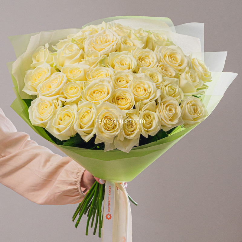 Букет из 35 роз Аваланж